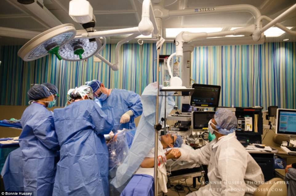 me mac ung thu sinh con anh 9