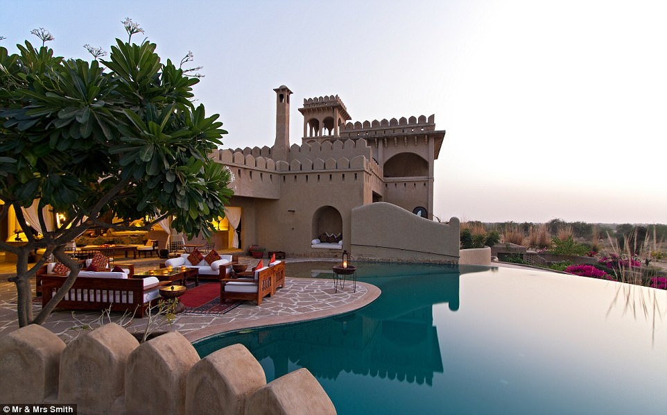 10 be boi khach san quyen ru nhat the gioi anh 8