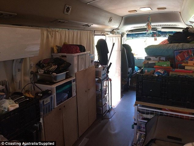 ban moi thu di du lich anh 4