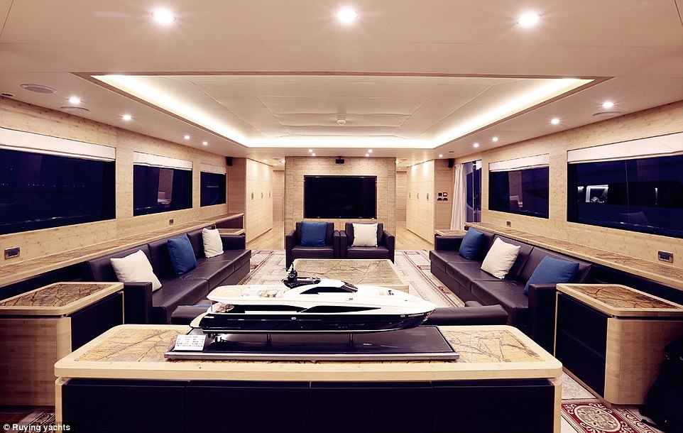 Sieu thuyen sang trong cua Thanh Long anh 4