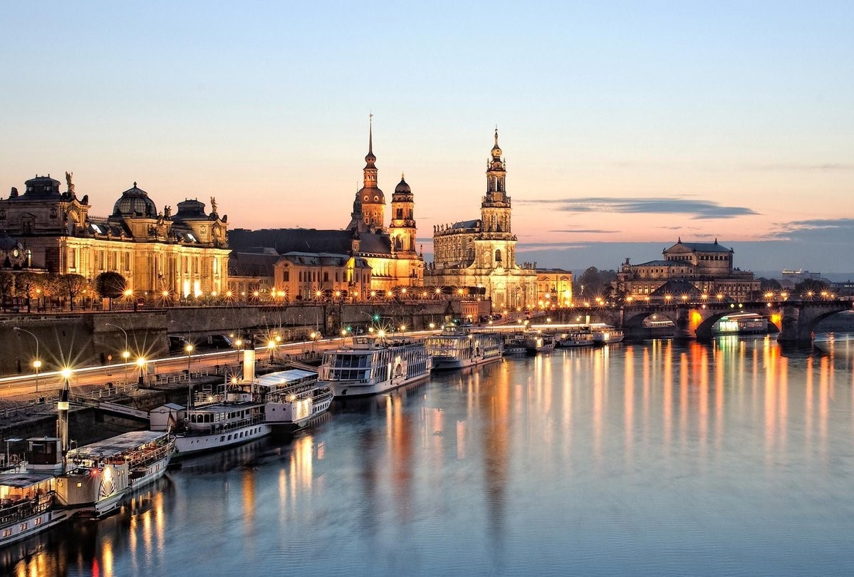 Nhung thanh pho tuyet dep hoi sinh tu dong do nat anh 2