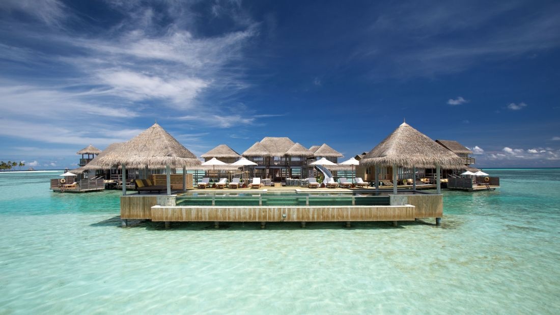 Kham pha biet thu tu nhan giua bien lon nhat the gioi hinh anh