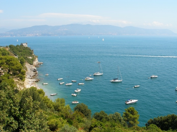 Nhung hon dao ly tuong cho ky nghi yen tinh anh 3