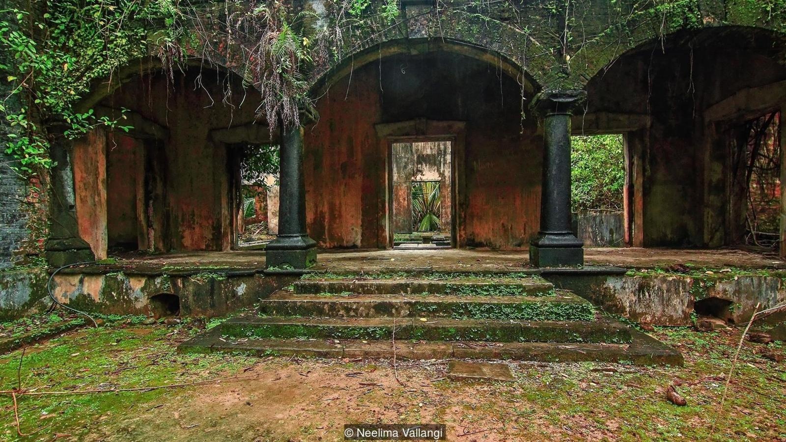 Hon dao 'ma' giua long An Do Duong anh 8