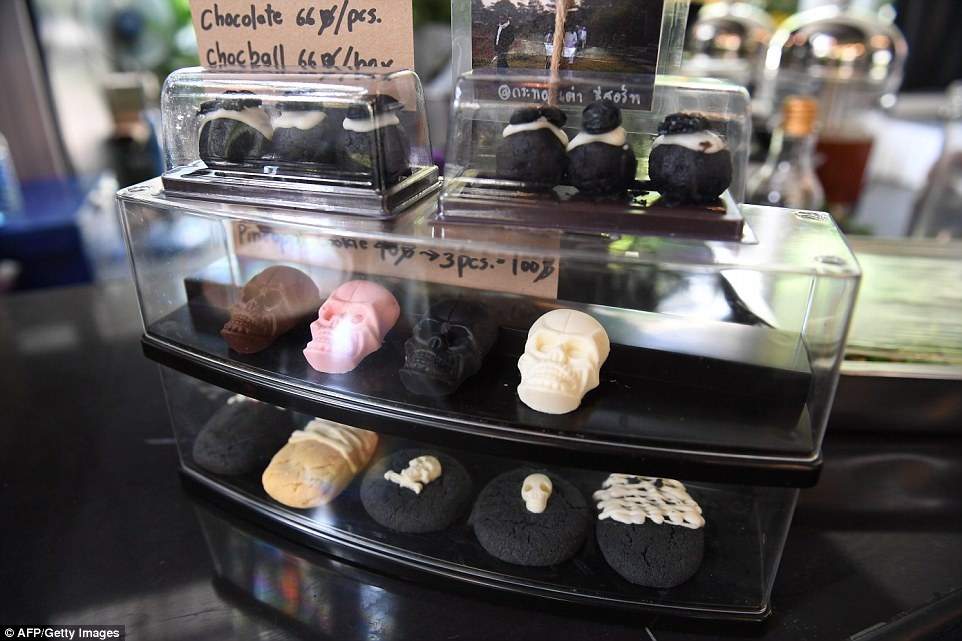 Quan ca phe 'cam nhan ve cai chet' o Thai Lan anh 4