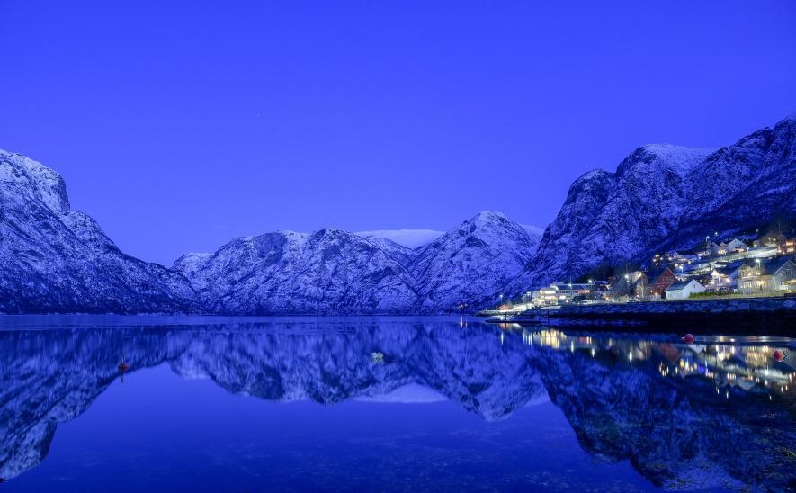 Khung canh ngoan muc cua cac day nui khap the gioi anh 11