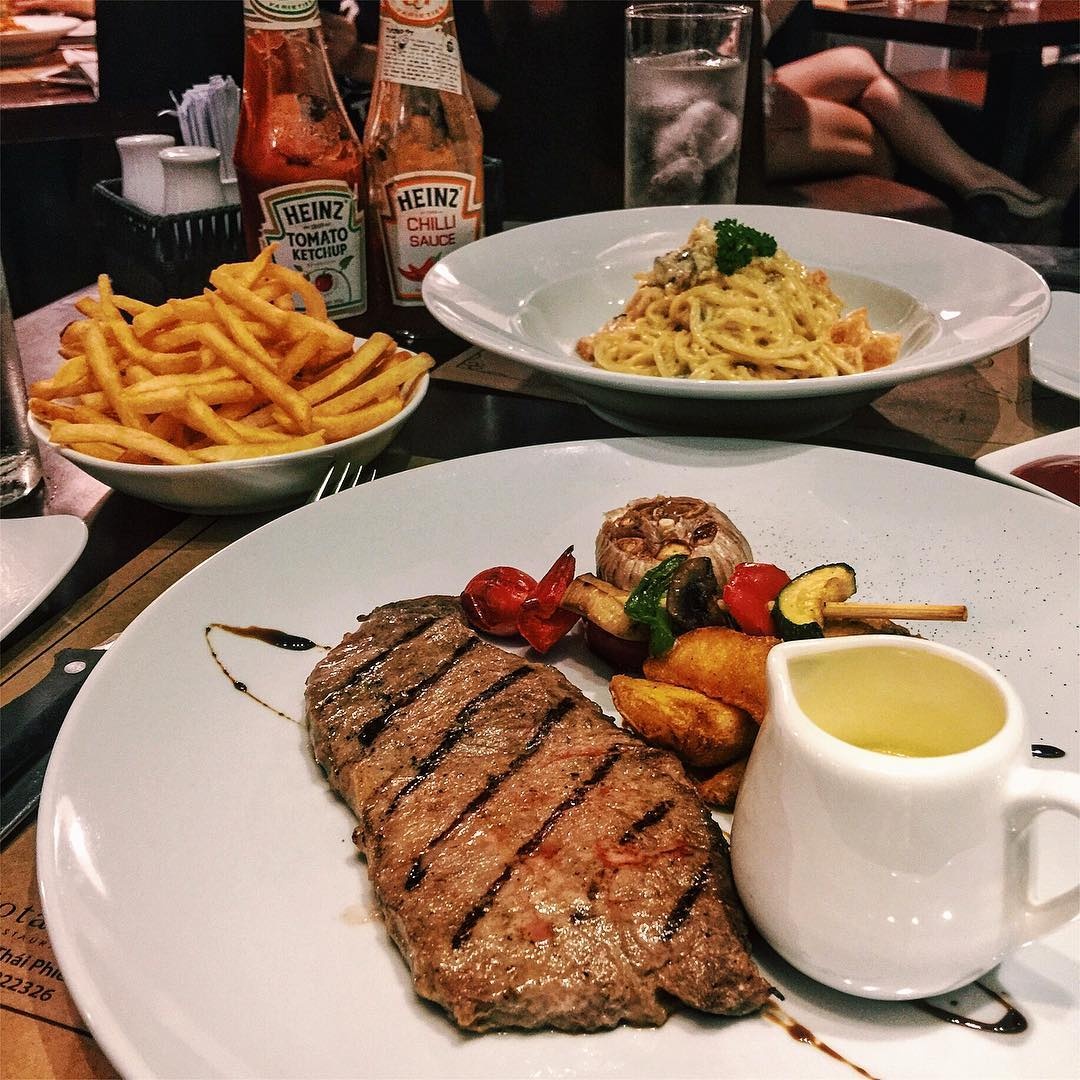 nha hang steak anh 6