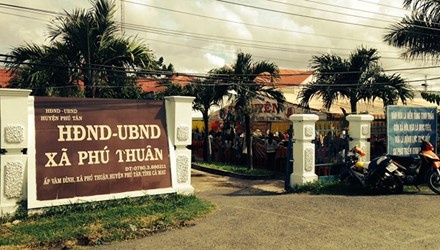 Lam ro viec Chu tich xa ga chong cho con gai 16 tuoi hinh anh