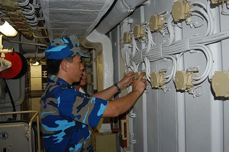 Hướng tới kỷ niệm 50 năm Ngày truyền thống Đánh thắng trận đầu của Hải quân nhân dân Việt Nam và quân và dân Miền Bắc (2 và 5-8-1964/ 2 và 5-8-2014), tại các đơn vị thuộc Vùng 1 Hải quân đang diễn ra rất nhiều các hoạt động sôi nổi. 