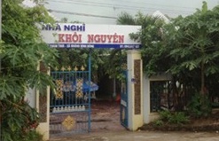 Dot tu khi vao nha nghi voi nguoi tinh kem 24 tuoi hinh anh