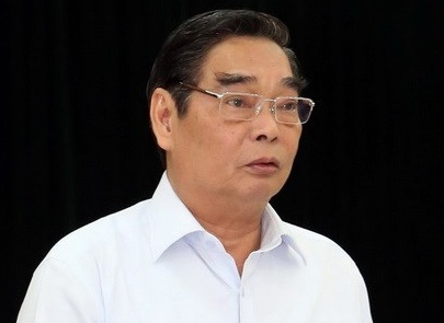 Uy vien Bo Chinh tri Le Hong Anh tham Trung Quoc hinh anh