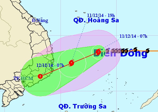 Bão số 5 dự kiến đổ bộ vào đất liền tối mai 11/12. Ảnh: NCHMF.