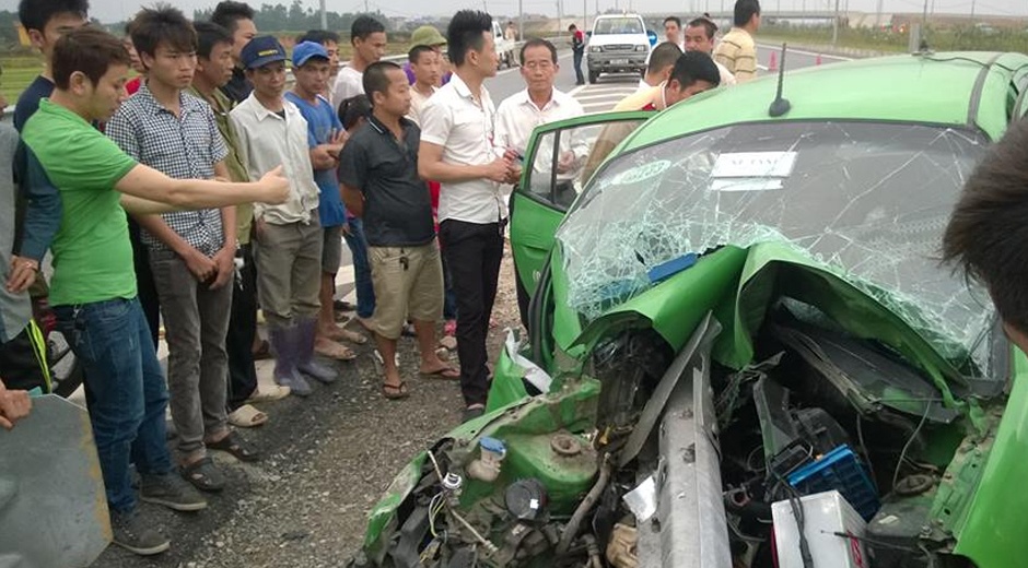 Nguoi dan do ve thanh pho, nhieu tai nan xay ra hinh anh