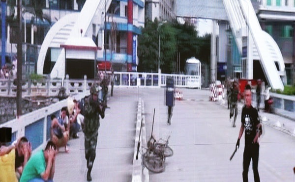 Dien tap lien hop phong chong khung bo Viet Nam - Trung Quoc hinh anh