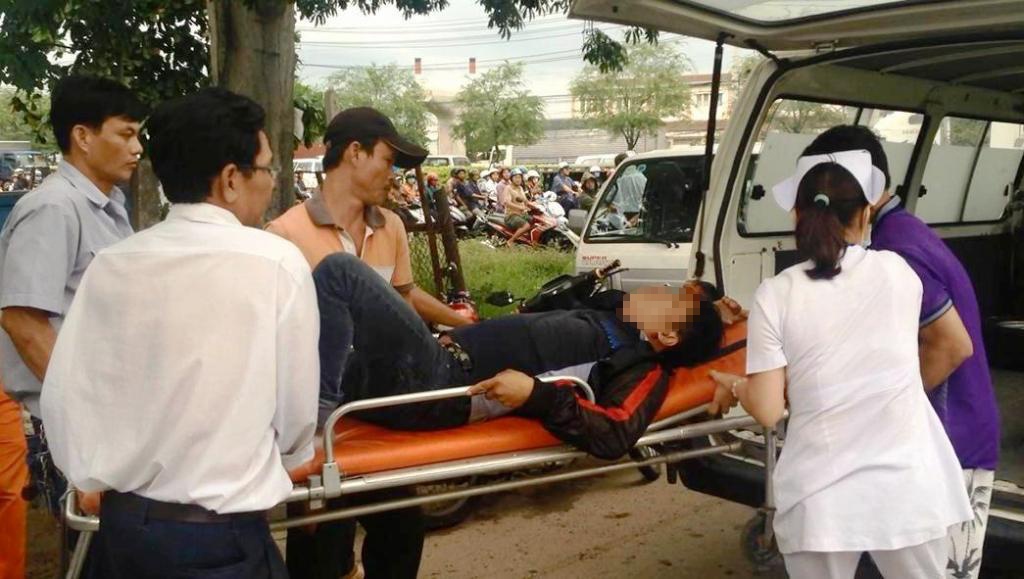 Truy bat oto bien xanh gay tai nan roi bo chay hinh anh