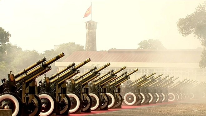 Quoc ca vang len tren quang truong Ba Dinh hinh anh