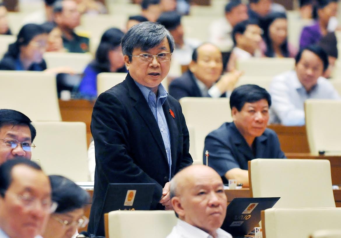 Đại biểu Trương Trọng Nghĩa tại phiên chất vấn sáng 17/11.