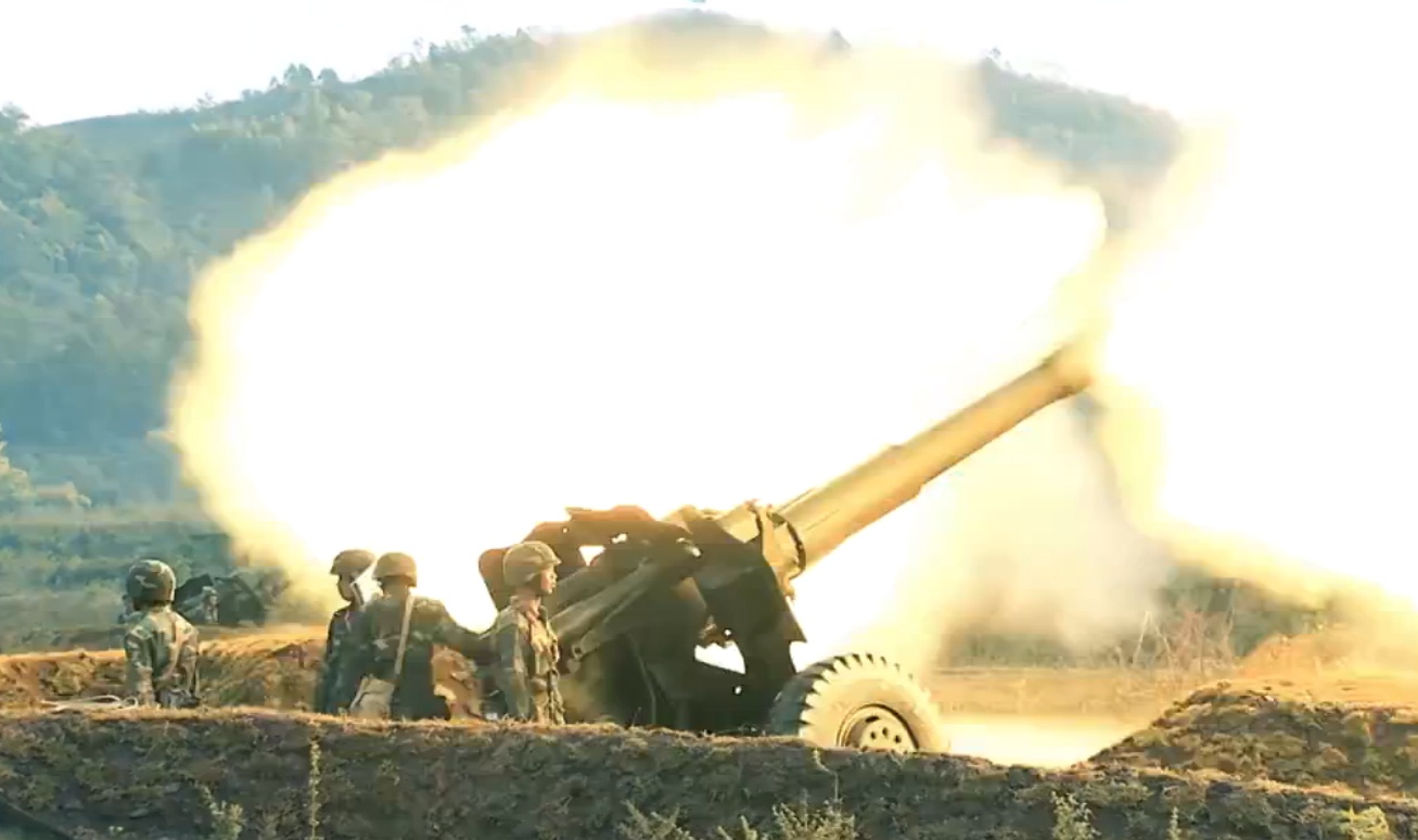 Bo doi Viet Nam dien tap ban dan that hinh anh