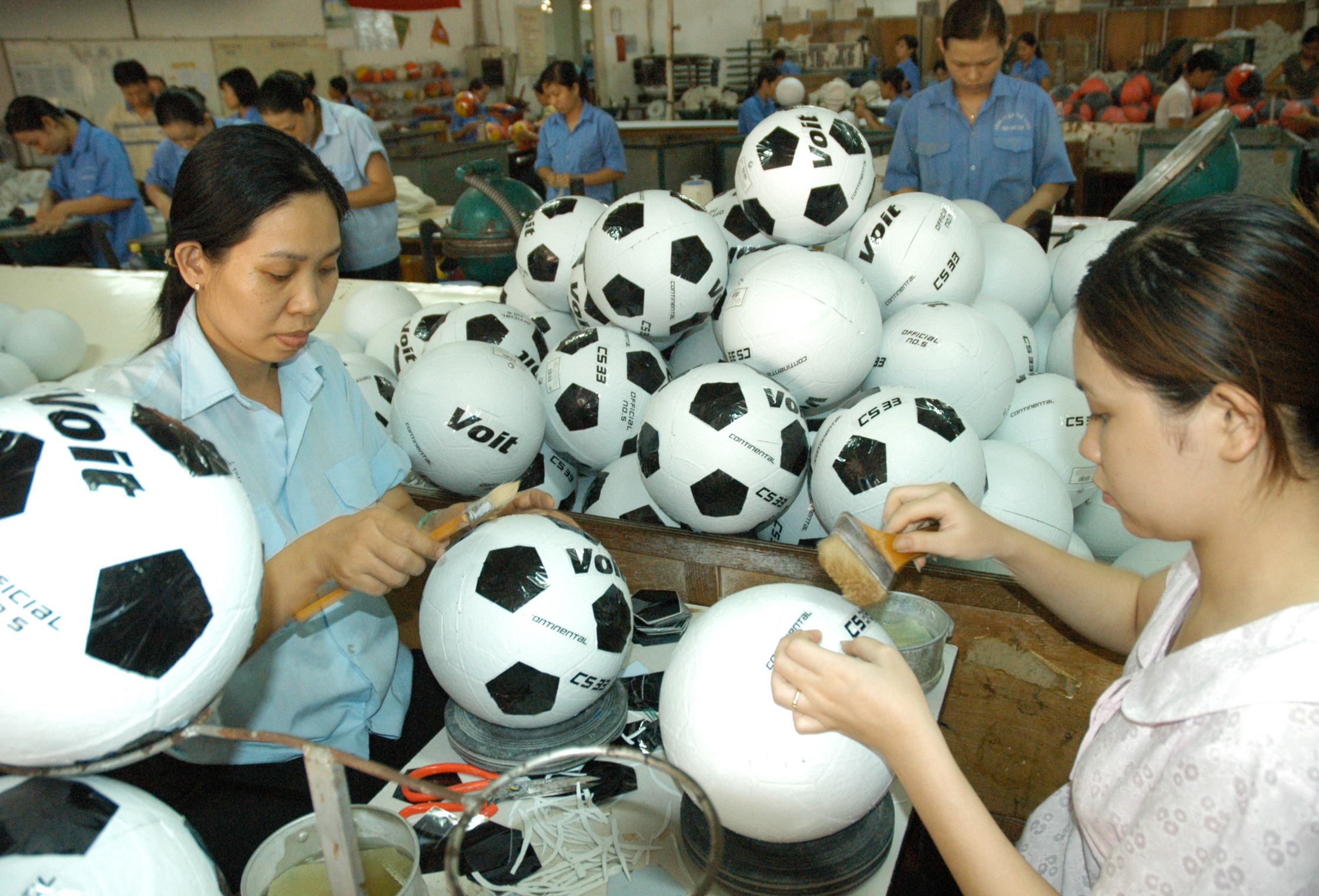 ‘Muc tieu tang truong GDP 6,7% ngay cang xa voi’ hinh anh