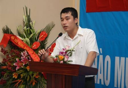 miễn nhiệm Chủ tịch trẻ nhất sàn chứng khoán  ảnh 1 mien nhiem Chu tich tre nhat san chung khoan anh 1