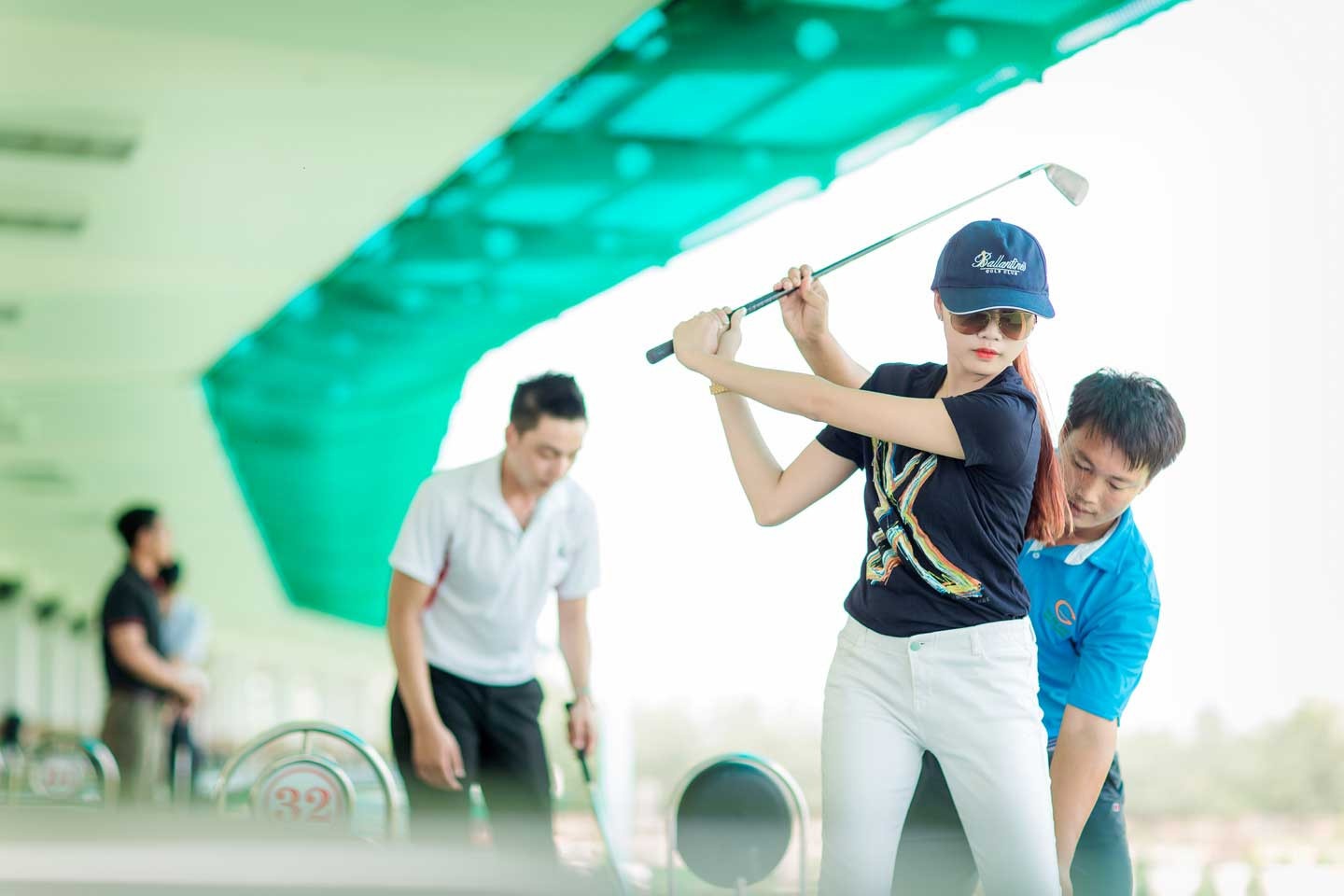 Chu san golf Tan Son Nhat la ai? hinh anh