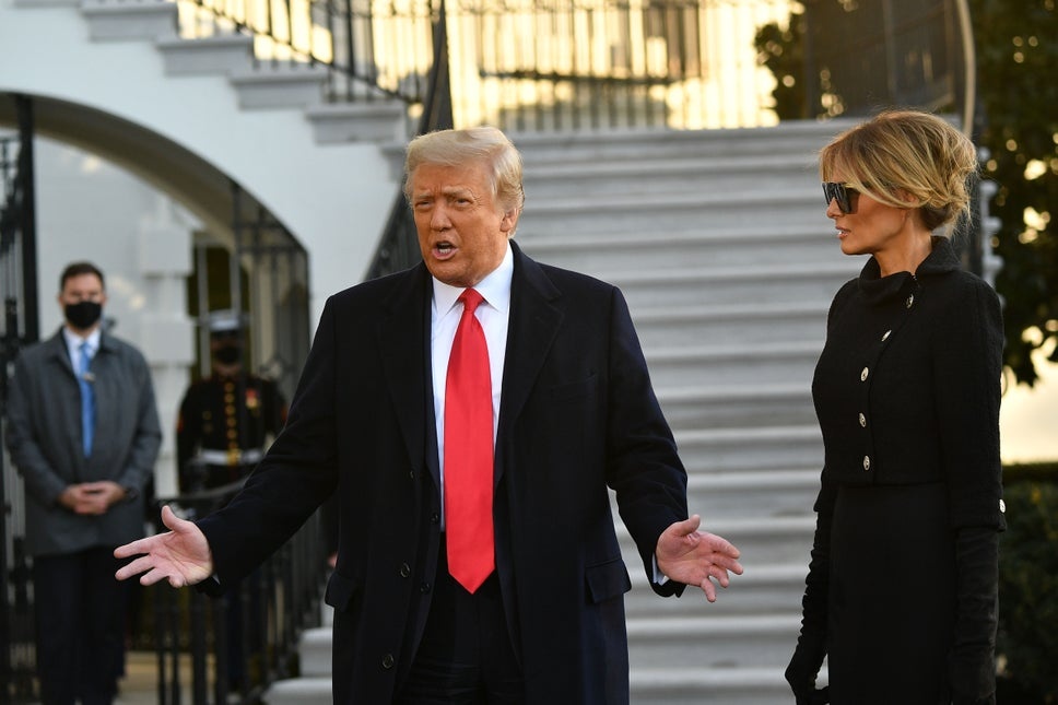 Ong Trump duoc bi mat tiem vaccine Covid-19 truoc khi roi Nha Trang hinh anh