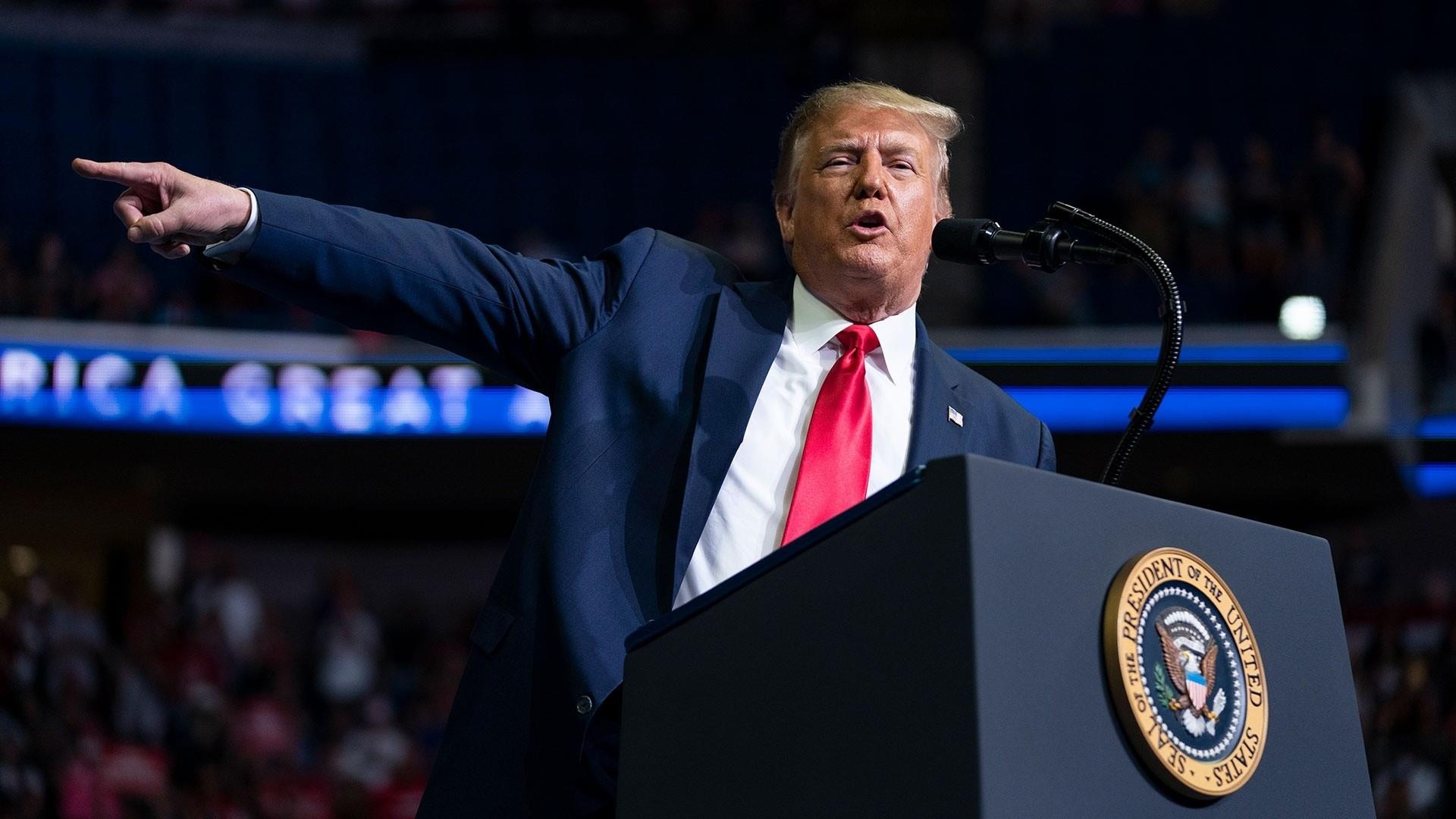 Ong Trump tung de nghi chuyen nguoi My mac Covid-19 den Guantanamo hinh anh