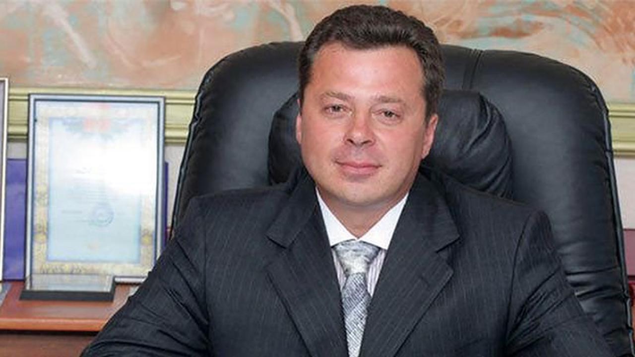 Trieu phu Nga ban chet nguoi vi tuong nham la gau nau hinh anh