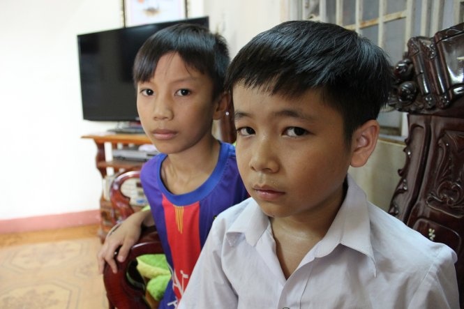 Yeu cau kiem tra vu co giao tu y 'xeo toc' hoc sinh hinh anh