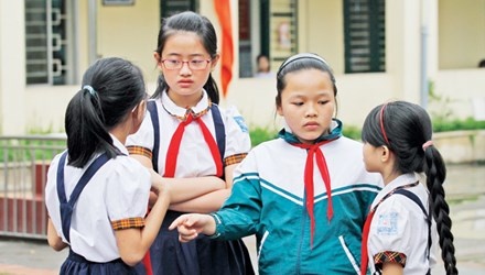 Cam thi vao lop 6 de nay sinh tieu cuc hinh anh