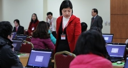 30 thac si, thu khoa xuat sac nuoc ngoai truot cong chuc hinh anh