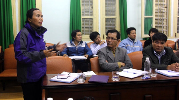 Day them vi hoc sinh qua dot: Hieu truong bi canh cao hinh anh