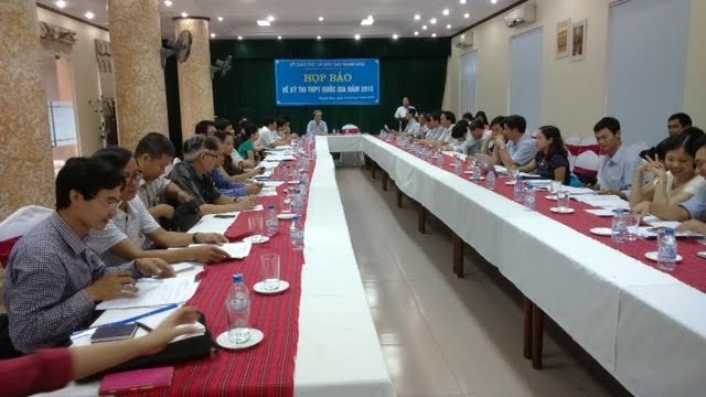 Thi THPT quoc gia: Nghiem trong, phong xa, xu ly tu dau hinh anh