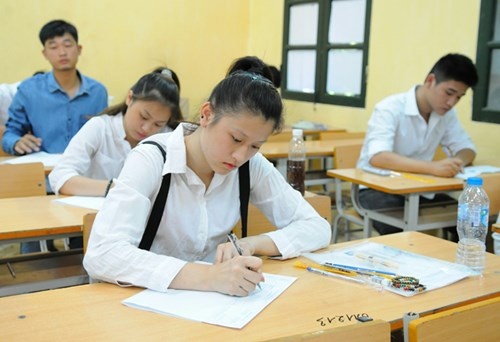 Giao quyen tu chu thi cu cho truong hinh anh