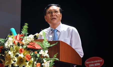 Bo truong: 'Khong de thi sinh diem thap do dai hoc' hinh anh
