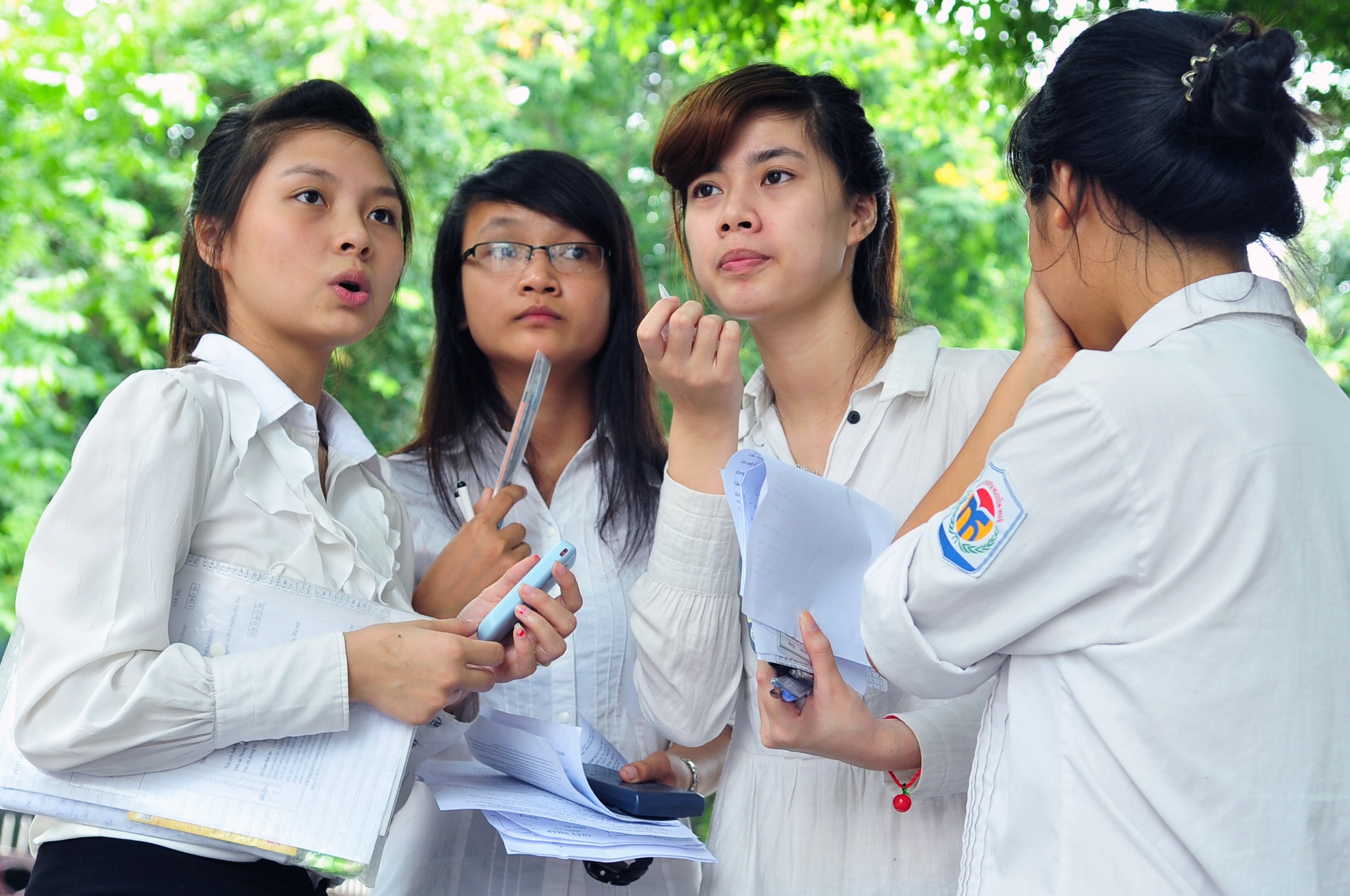 Cac truong cong bo diem chuan, cao nhat 28 diem hinh anh