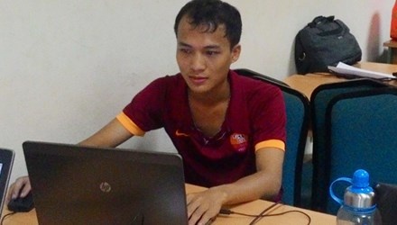 Chang sinh vien tai nang va khat vong kiem tien hinh anh