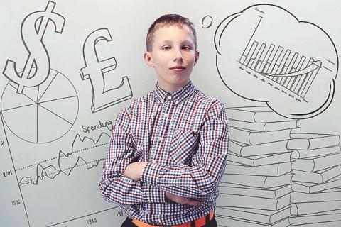 Than dong 12 tuoi co IQ cao hon thien tai Einstein hinh anh