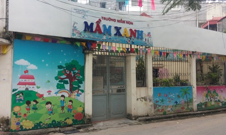 Co giao mam non chui tuc, doa chem dong nghiep hinh anh