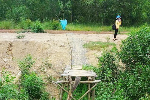 Dang uy xa xin loi co giao che xa tren Facebook hinh anh