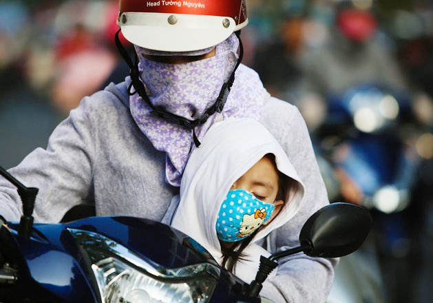 Ba ngay hoc sinh nghi ret: Cha me cai nhau, truong lo lang hinh anh