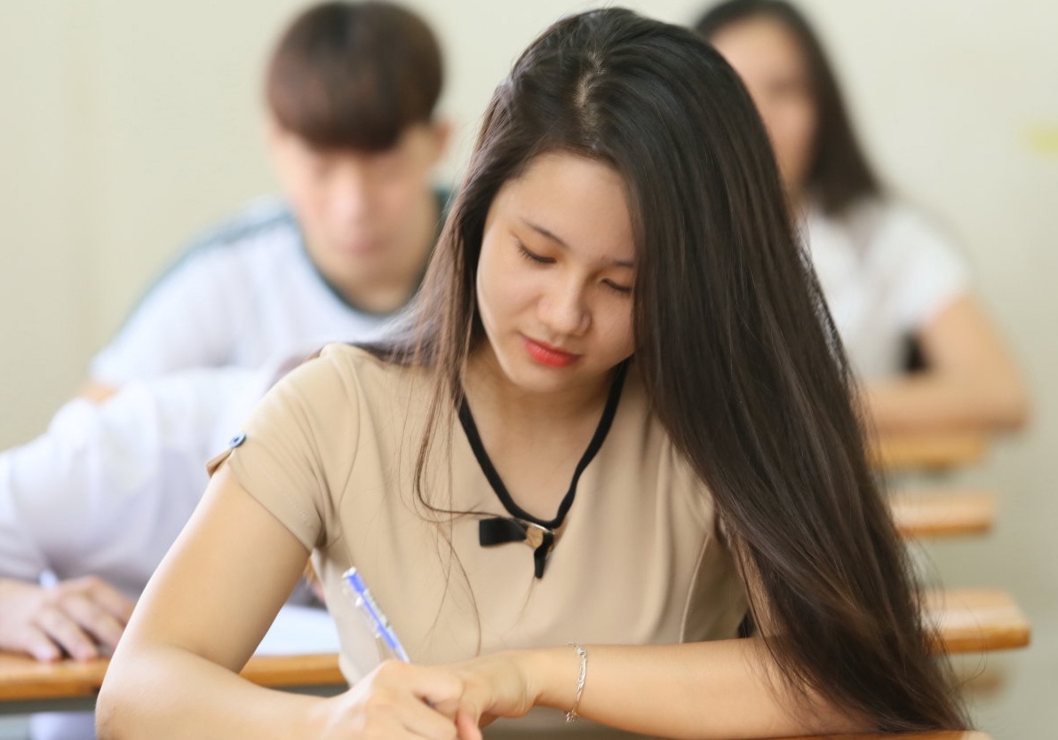De thi THPT quoc gia se tang cuong cau hoi nang cao hinh anh