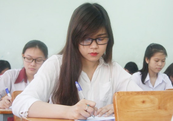 De thi se tang cuong cau hoi nang cao: Can than trong hinh anh