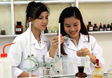 Lam sao kip 'nang' trinh do 100.000 can bo y te trung cap? hinh anh