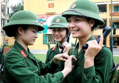Nhung luu y khi xet tuyen truong quan doi hinh anh