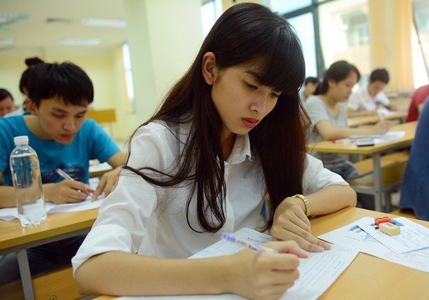 Giup hoc sinh 'mat goc' dat 6 diem tieng Anh hinh anh