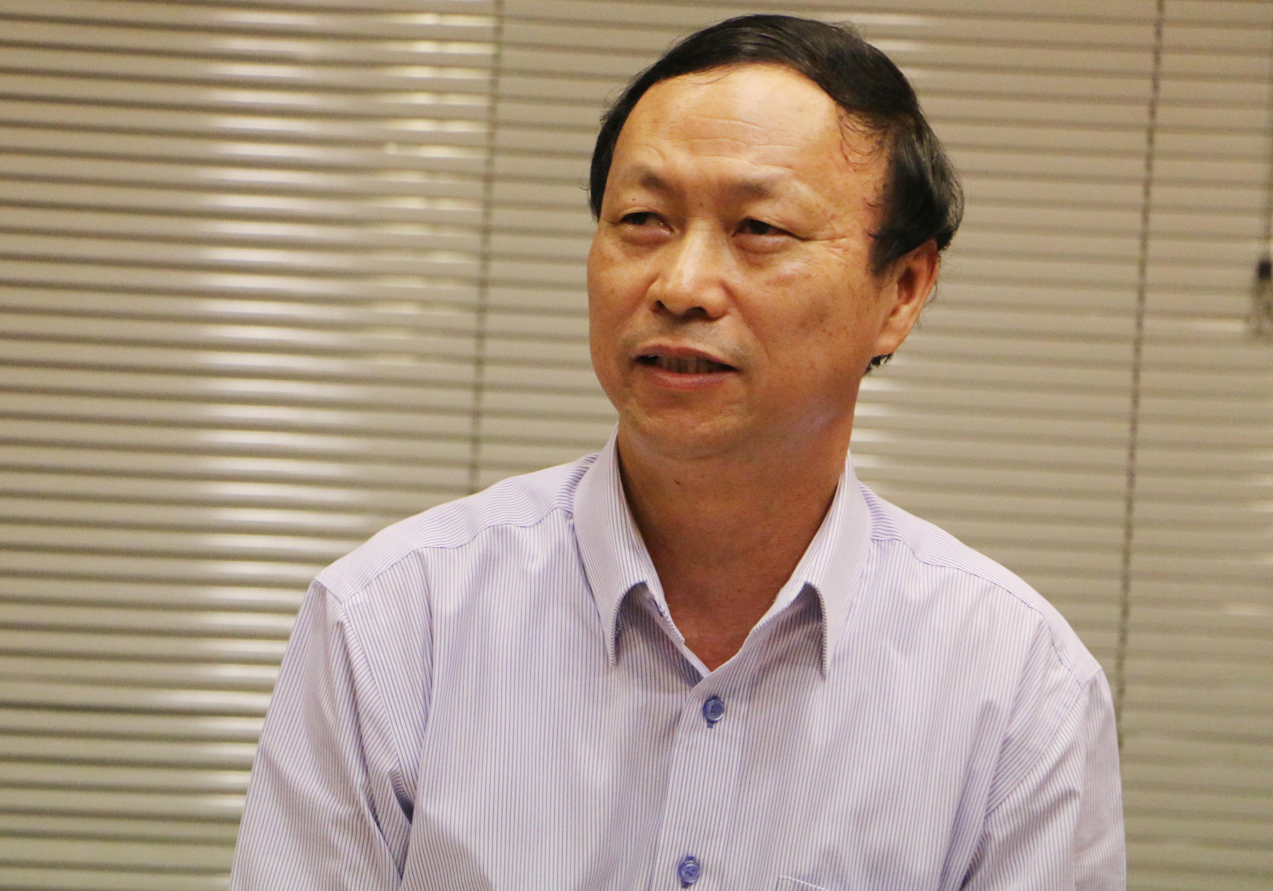 Lo san xuat tien si anh 2