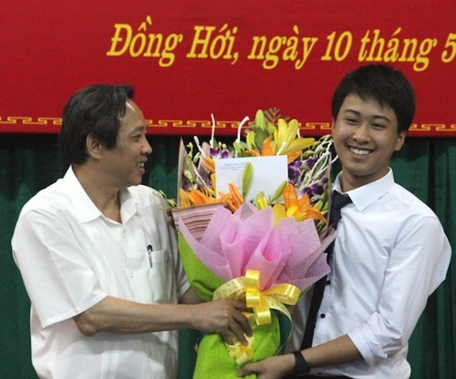 Hoc sinh Quang Binh gianh huy chuong vang Vat ly quoc te hinh anh
