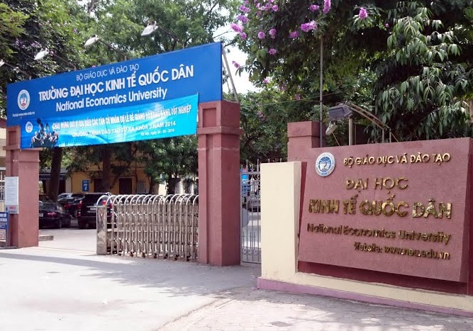 DH Kinh te Quoc dan phan hoi viec tang hoc phi hinh anh