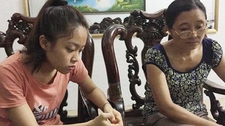 Truot truong cong an anh 1